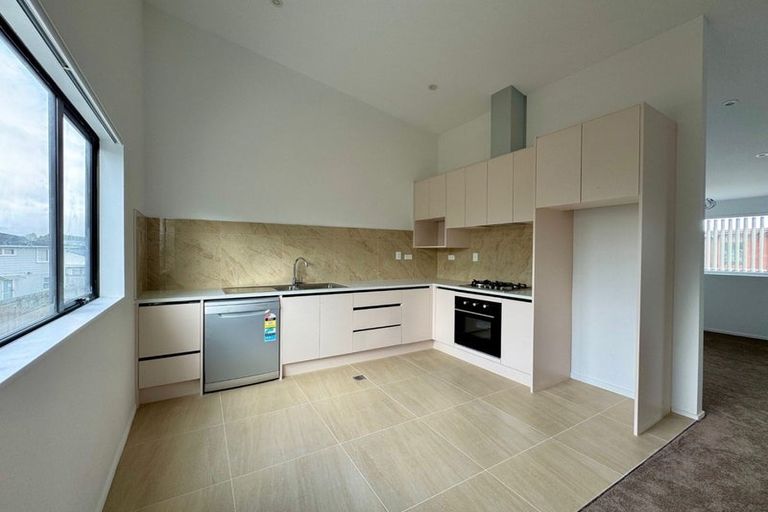 Photo of property in 86 Priestley Drive, Bucklands Beach, Auckland, 2014