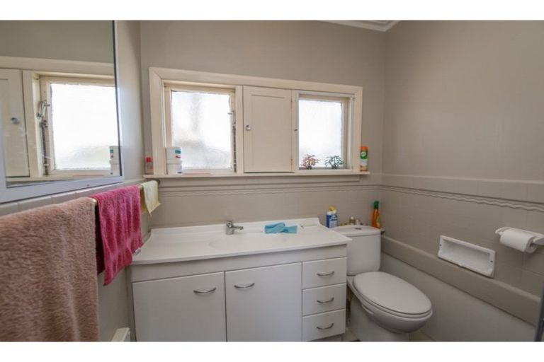 Photo of property in 230a Breezes Road, Aranui, Christchurch, 8061