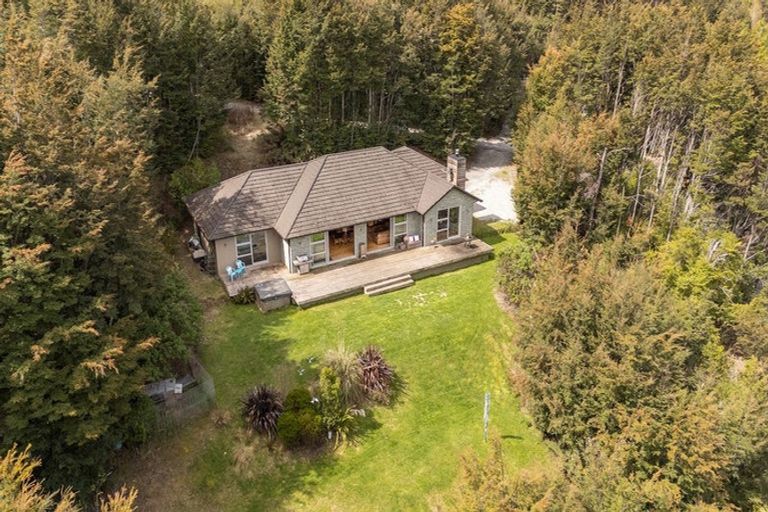 Photo of property in 7 Tall Tree Lane, Mount Creighton, Queenstown, 9371