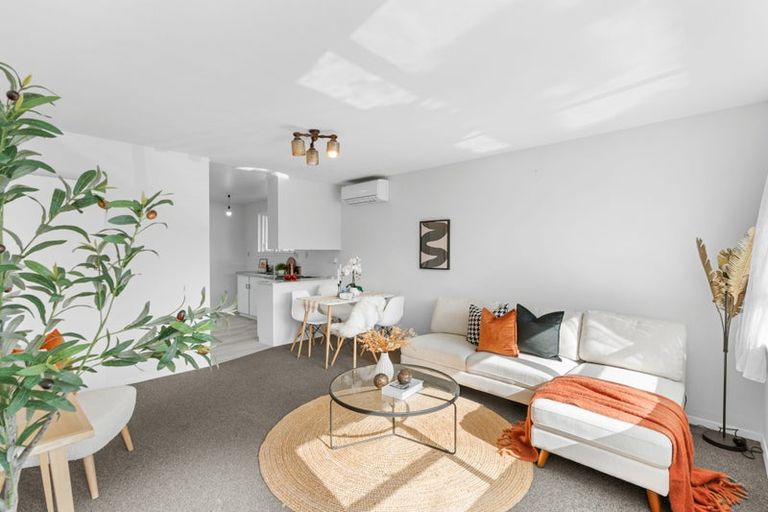 Photo of property in 3/102 Picton Avenue, Riccarton, Christchurch, 8011