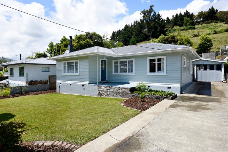 Photo of property in 64 Toi Toi Street, Toi Toi, Nelson, 7010