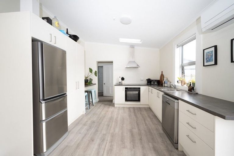 Photo of property in 22 Clutha Street, Alexandra, 9320