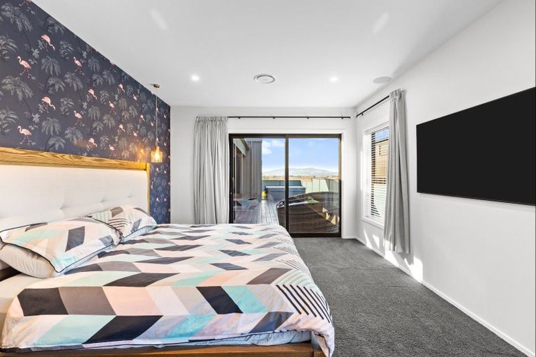 Photo of property in 7 Edenmore Terrace, Fitzherbert, Palmerston North, 4410