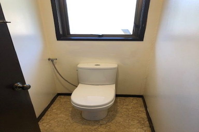 Photo of property in 23 Wisteria Way, Mairangi Bay, Auckland, 0630