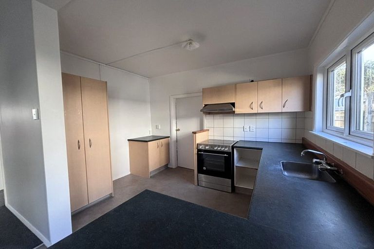 Photo of property in 2 Tory Street, Petone, Lower Hutt, 5012