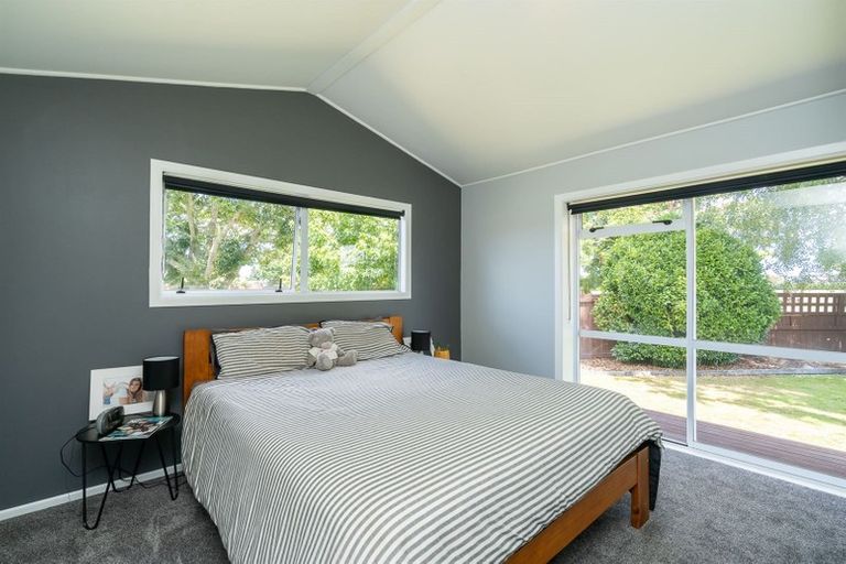 Photo of property in 21 Larnach Street, St Andrews, Hamilton, 3200