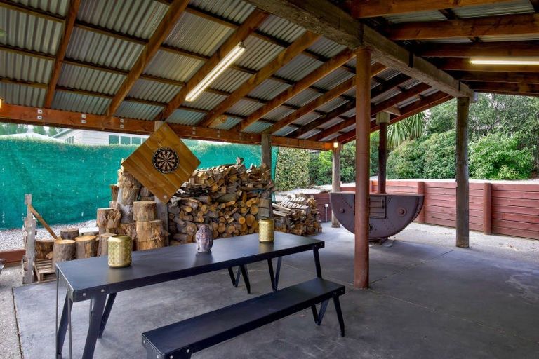 Photo of property in 424 Bannockburn Road, Bannockburn, Cromwell, 9384