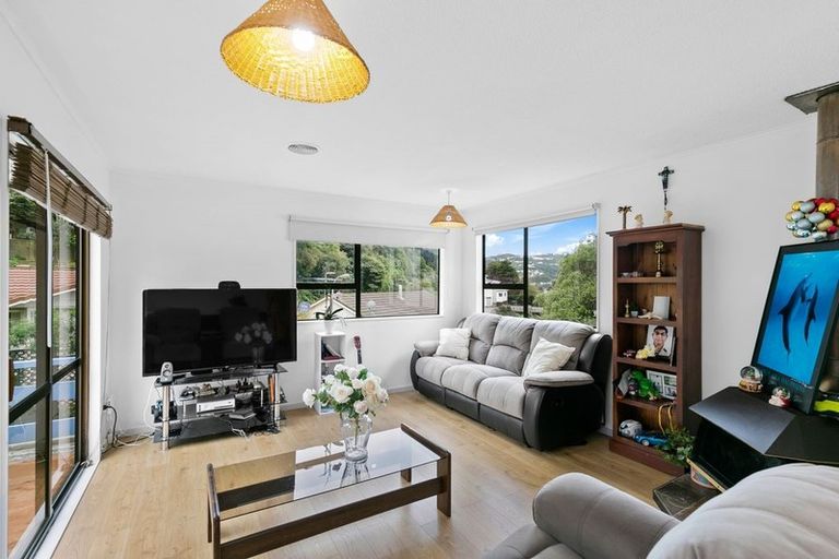 Photo of property in 60 Hathaway Avenue, Karori, Wellington, 6012