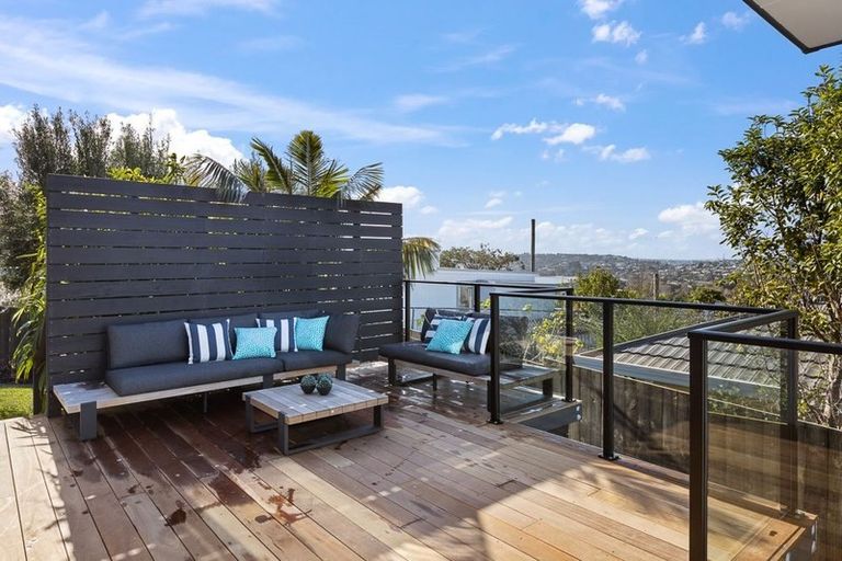 Photo of property in 39 Stanmore Bay Road, Stanmore Bay, Whangaparaoa, 0932