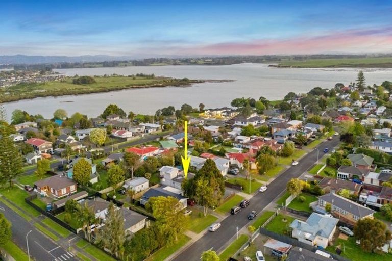 Photo of property in 11 Mail Avenue, Weymouth, Auckland, 2103