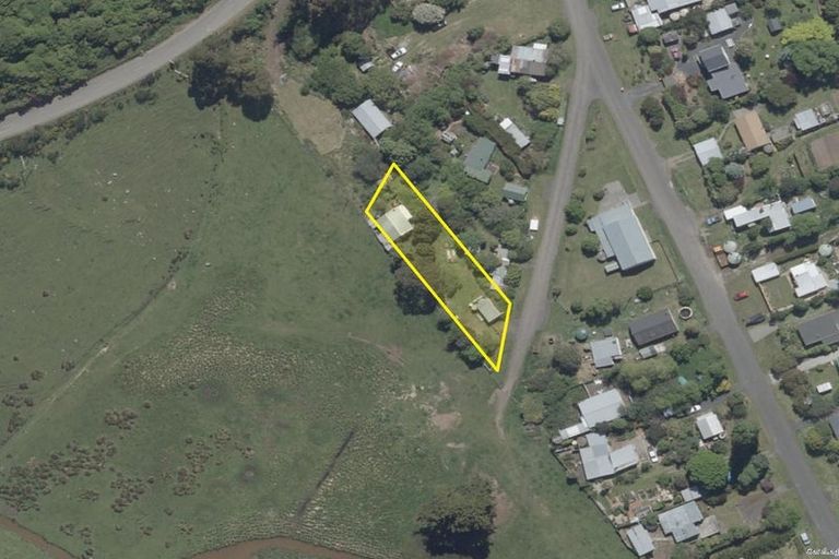 Photo of property in 8 Baird Street, Long Beach, Port Chalmers, 9081