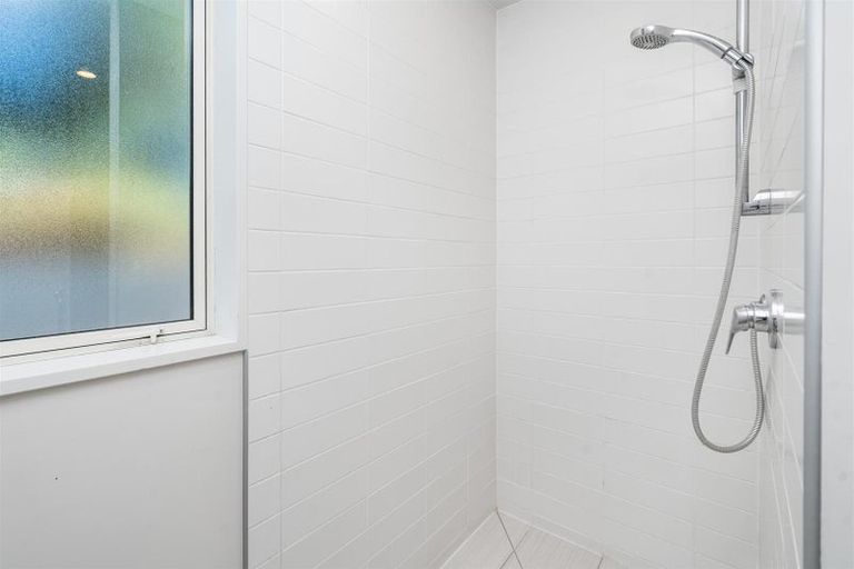 Photo of property in 30d Withells Road, Avonhead, Christchurch, 8042