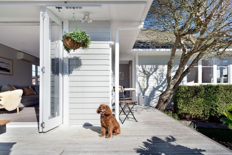 Photo of property in 1/18 Strid Road, Te Atatu South, Auckland, 0610