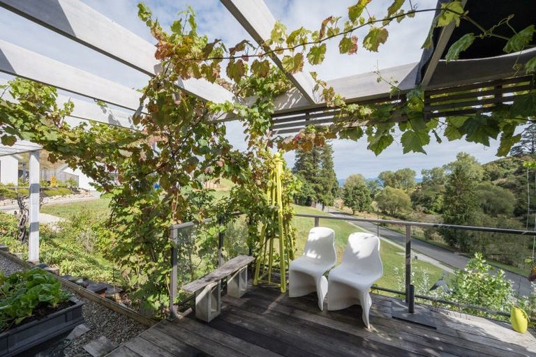 Photo of property in 18 Waterson Lane, Stoke, Nelson, 7011