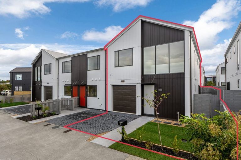 Photo of property in 8 Rigby Drive, Whenuapai, Auckland, 0618
