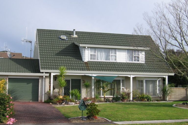 Photo of property in 12 Burn-murdoch Street, St Andrews, Hamilton, 3200