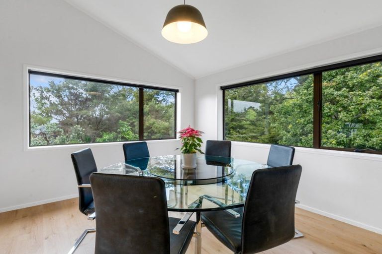 Photo of property in 21 Lastel Place, Shelly Park, Auckland, 2014