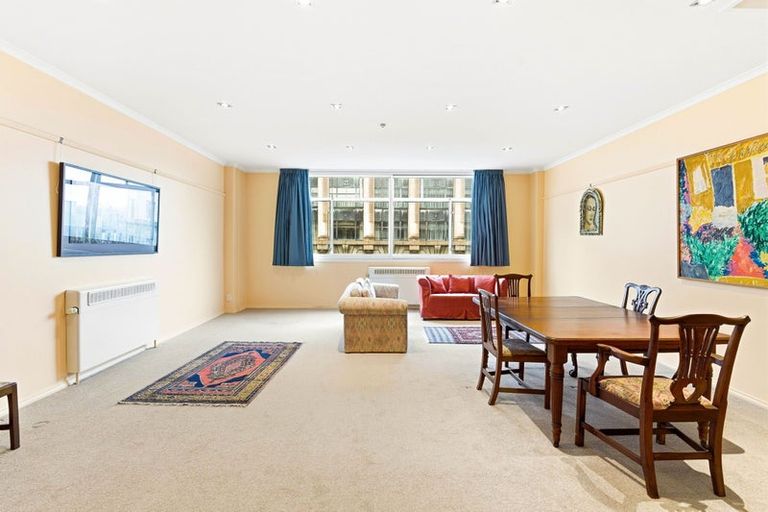 Photo of property in 300h Princes Street, Dunedin Central, Dunedin, 9016