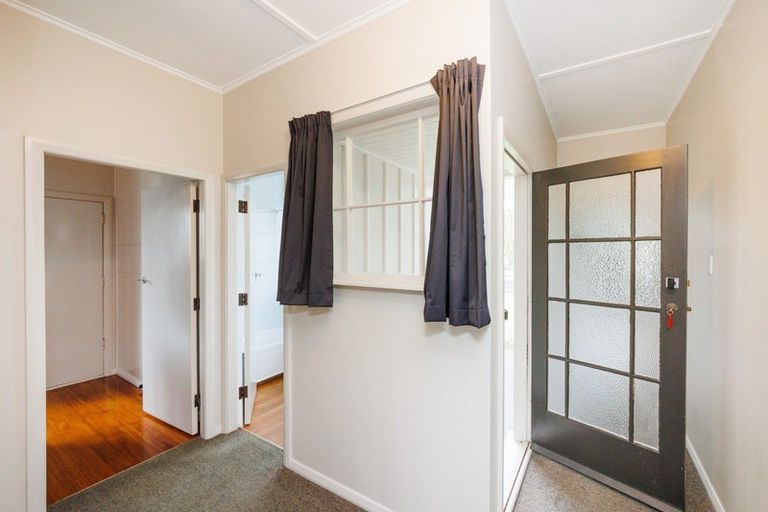 Photo of property in 17 Webb Street, Terrace End, Palmerston North, 4410