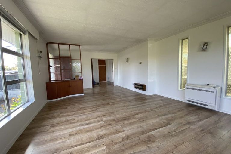 Photo of property in 2/132 Roydvale Avenue, Burnside, Christchurch, 8053