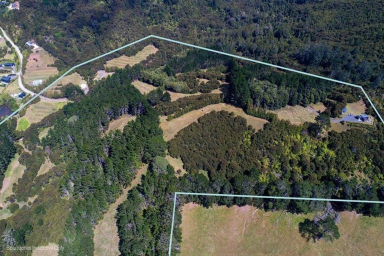 Photo of property in 61 Spikes Way, Whitianga, 3510