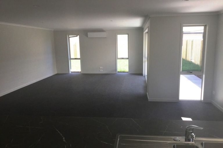 Photo of property in 3 Carronade Street, Papamoa Beach, Papamoa, 3118