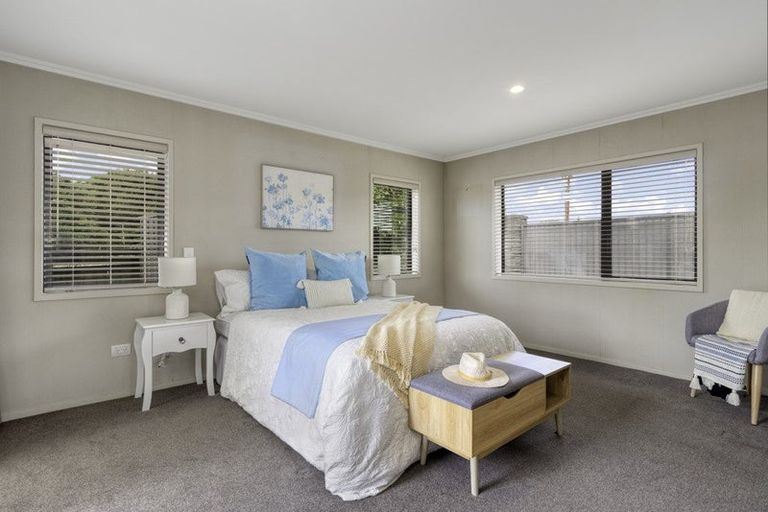 Photo of property in 1 Carroll Place, Owhata, Rotorua, 3010