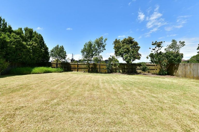 Photo of property in 81 Alec Craig Way, Gulf Harbour, Whangaparaoa, 0930