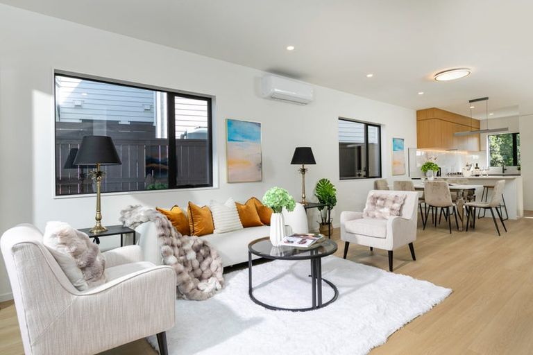 Photo of property in 3 Riroriro Road, Hobsonville, Auckland, 0616