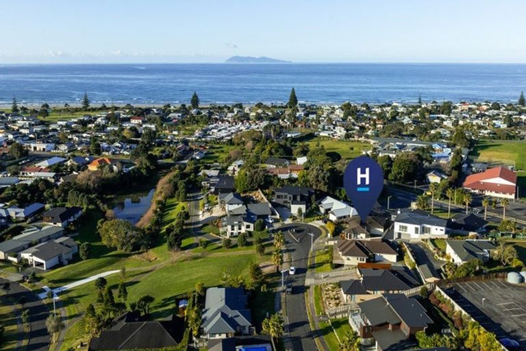 Photo of property in 18 Ralph Lane, Waihi Beach, 3611