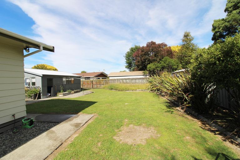 Photo of property in 28 King Street, Carterton, 5713