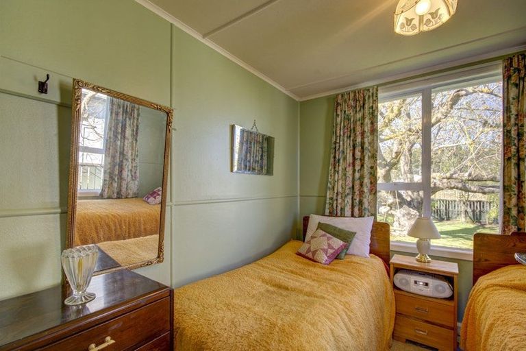 Photo of property in 14 Broadway Avenue, Waikuku Beach, 7473