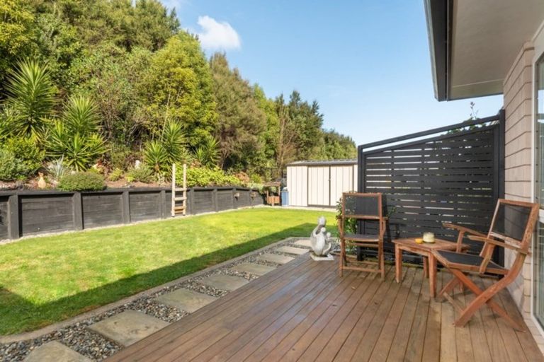Photo of property in 22 Ellesmere Close, Pyes Pa, Tauranga, 3112