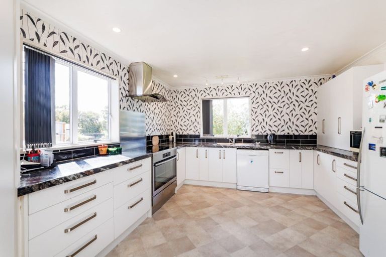 Photo of property in 19 Willowbank Crescent, Feilding, 4702