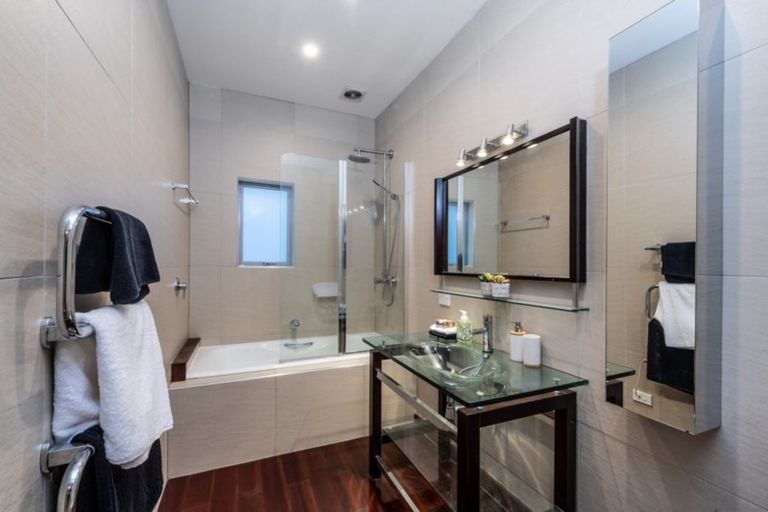 Photo of property in 86a Kowhai Road, Campbells Bay, Auckland, 0630