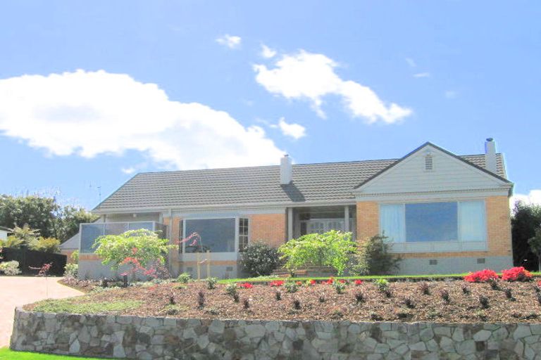 Photo of property in 10 Maniapoto Grove, Waipahihi, Taupo, 3330