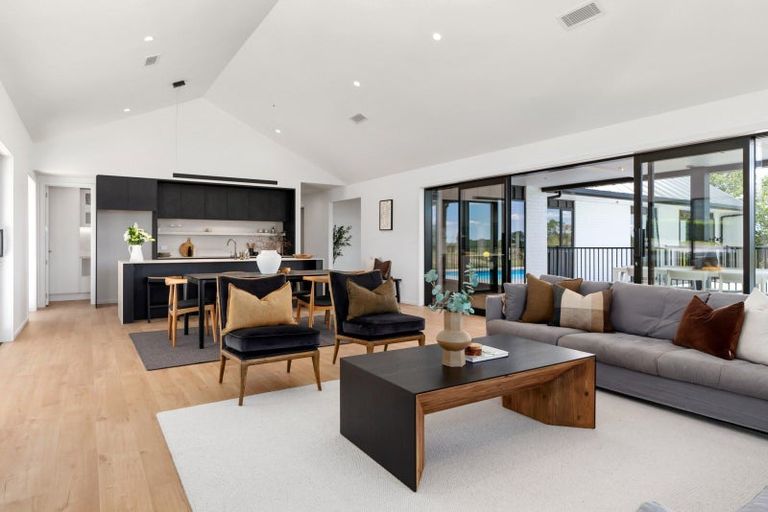 Photo of property in 41 Fencourt Road, Cambridge, 3496