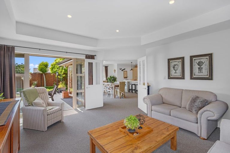 Photo of property in 5 Grace Close, Aidanfield, Christchurch, 8025