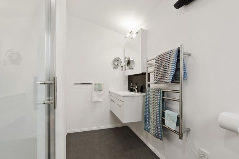 Photo of property in 23 Fairview Avenue, Opaheke, Papakura, 2113