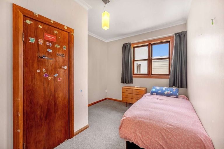 Photo of property in 12 Moeller Street, Taradale, Napier, 4112