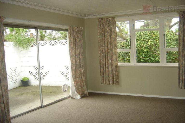 Photo of property in 57 Guildford Street, Burnside, Christchurch, 8053