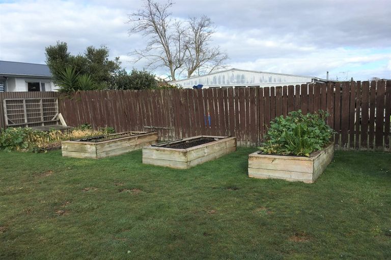 Photo of property in 5 Lindsay Crescent, Nawton, Hamilton, 3200