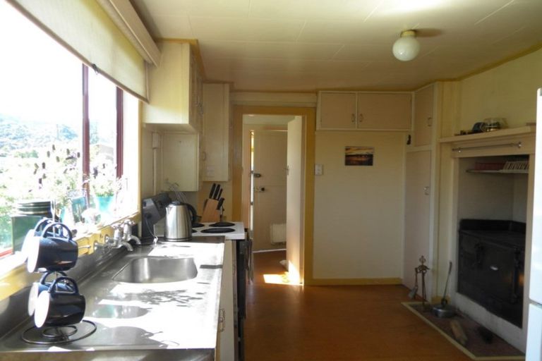 Photo of property in 50 Moorhouse Street, Ross, 7812