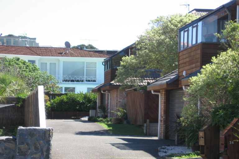 Photo of property in 2/36 Beach Road, Castor Bay, Auckland, 0620