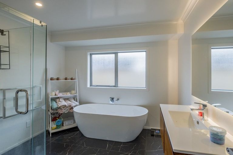 Photo of property in 6 Gardner Place, Otaki, 5512