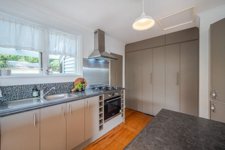 Photo of property in 30 Selwyn Avenue, Akaroa, 7520