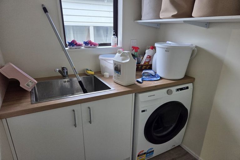 Photo of property in 13 Alton Grove, Masterton, 5810