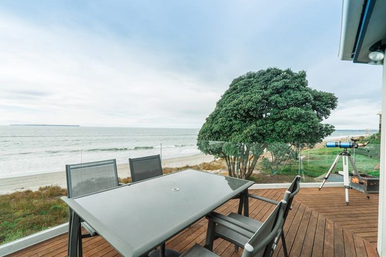 Photo of property in 131 Karewa Parade, Papamoa Beach, Papamoa, 3118