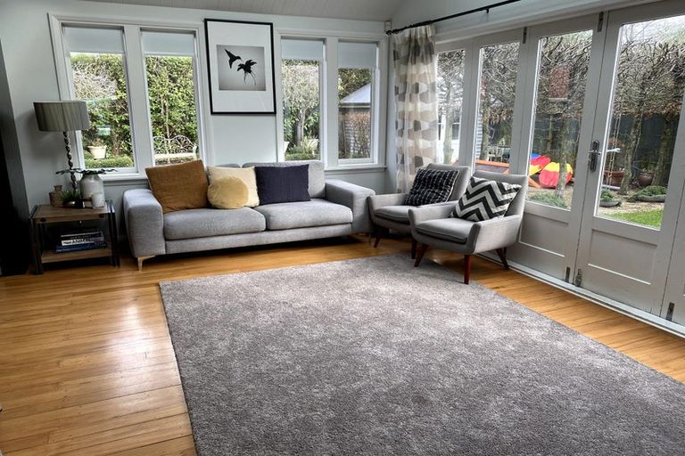 Photo of property in 107 Hamilton Avenue, Ilam, Christchurch, 8041