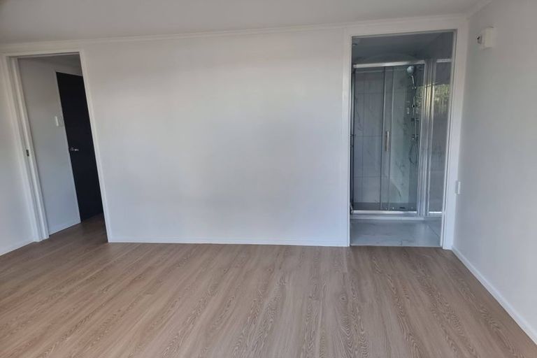 Photo of property in 168 Weatherly Road, Torbay, Auckland, 0630